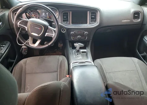 2015 Dodge Charger Sxt z USA, uszkodzony, nr VIN 2C3CDXHG8FH805622